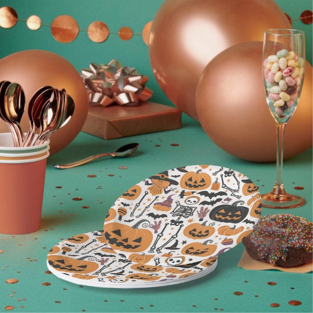 Halloween Paper Plates (Multi)