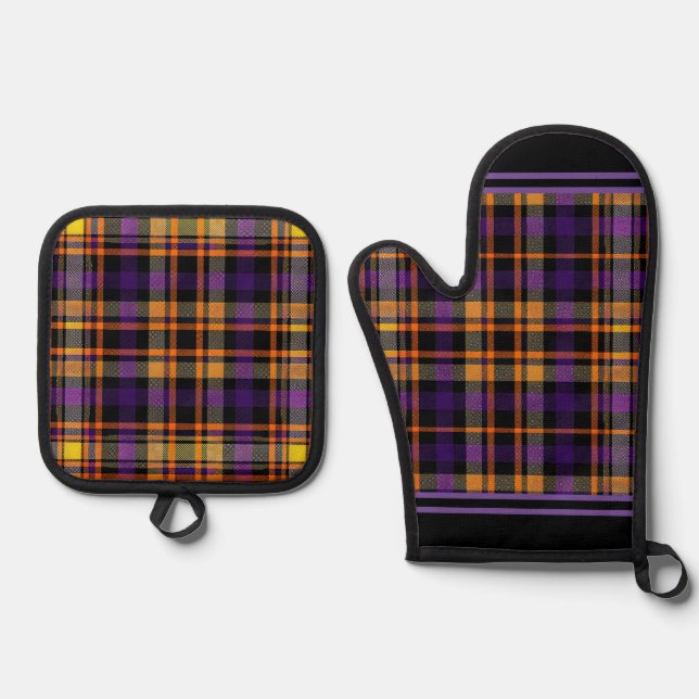 Halloween Plaid Oven Mitt & Pot Holder Set (Front)