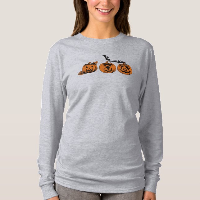 Halloween/pumpkin/bat  T-Shirt (Front)