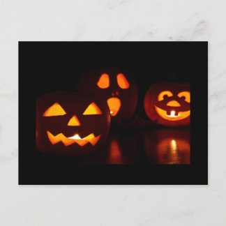 Halloween Pumpkin Scare Postcard