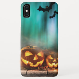 Halloween pumpkins and bats iPhone XS max case