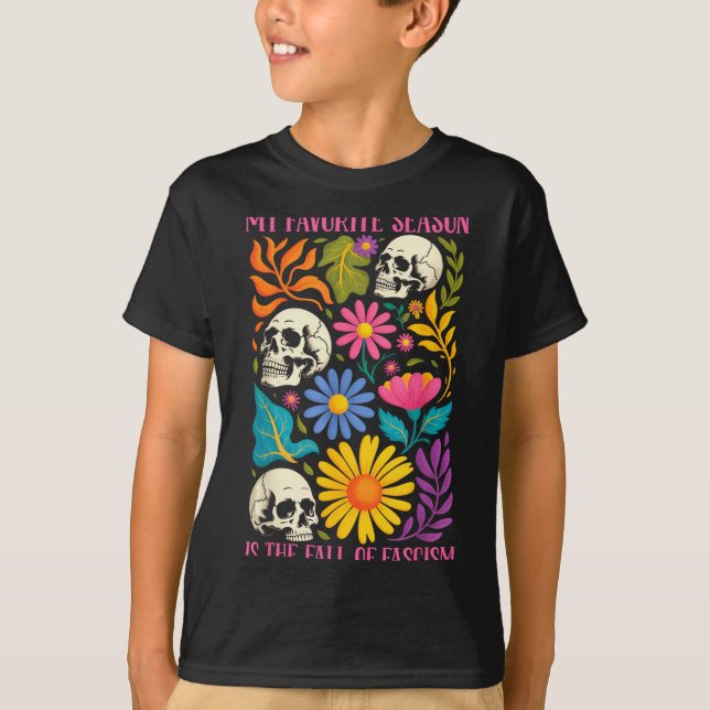 Halloween Retro My Favorite Season Is The Fall Of  T-Shirt (Front)