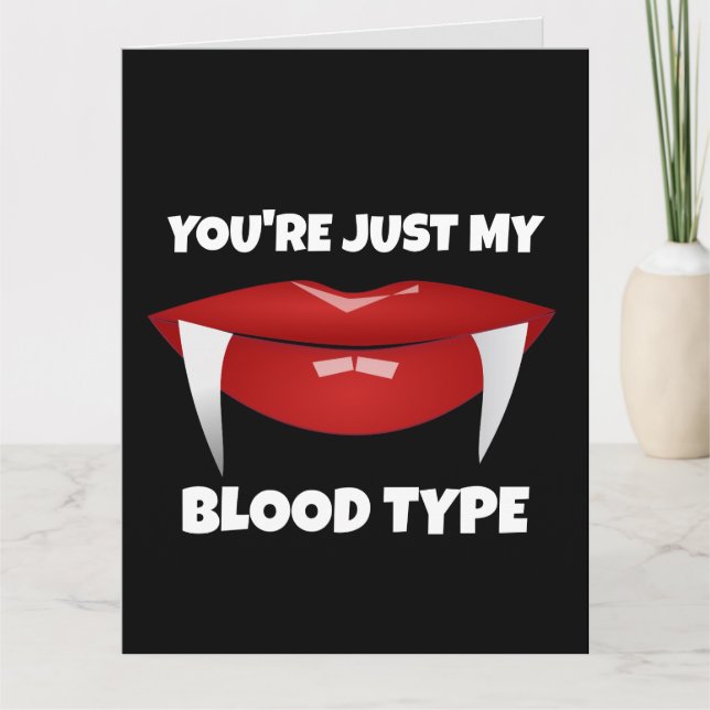 HALLOWEEN  ROMANTIC VAMPIRESS FUNNY GREETING CARD (Front)