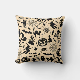 Halloween seamless pattern  throw pillow