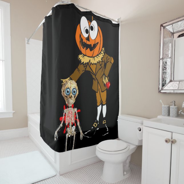 Halloween Shower Curtain Pumkin (In Situ)