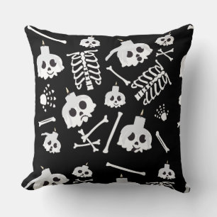 Halloween Skeleton Skull Bones Pattern Throw Pillow