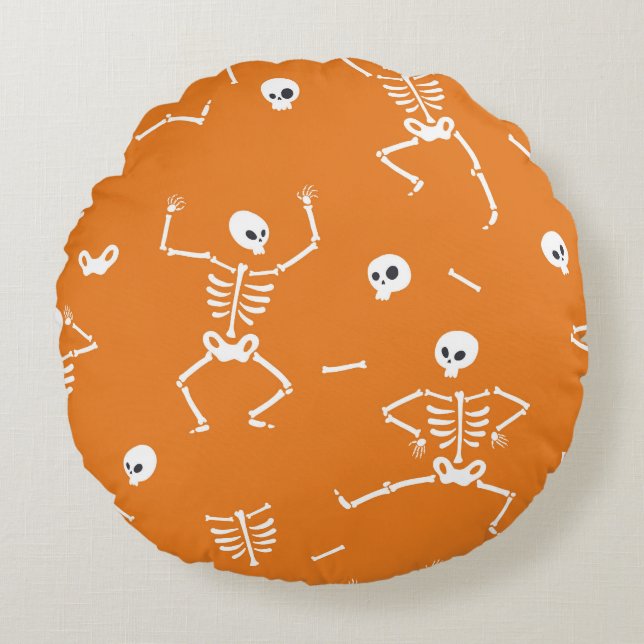 Halloween Skeletons Fun Seamless Pattern Round Pillow (Front)