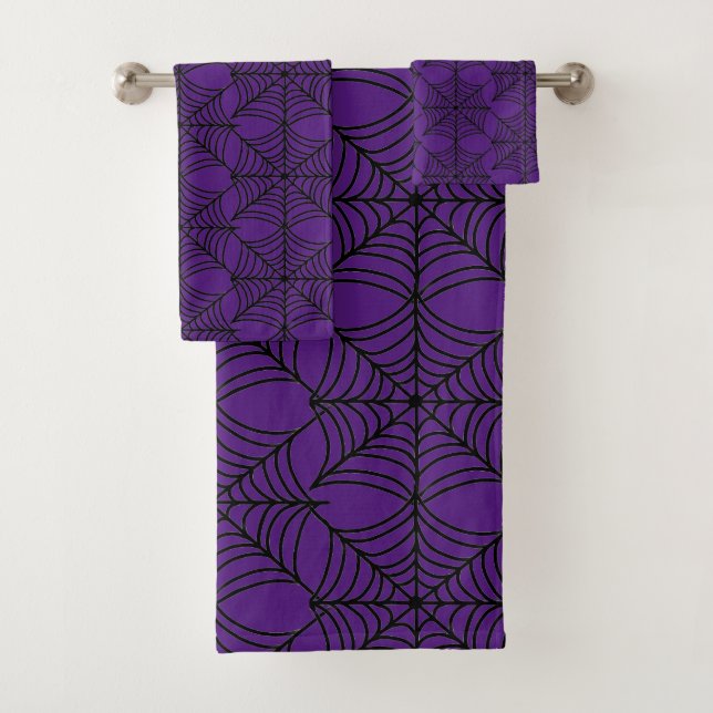 Halloween Spider Webs sur violet (En situation)