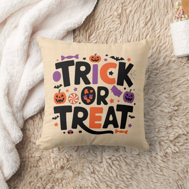 Halloween - spooky festivities throw pillow (Blanket)