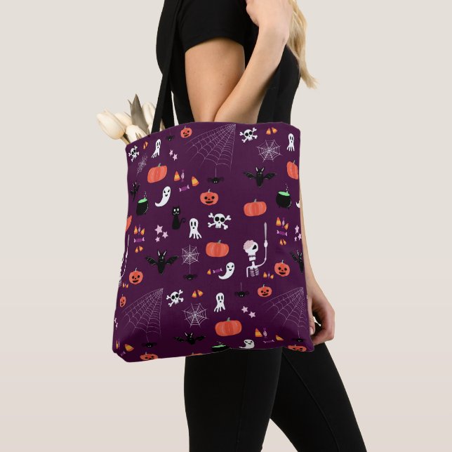 Halloween Tote Bag (Close Up)