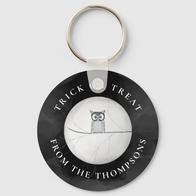 Halloween Trick Or Treat Spooky Creepy Owl Keychain (Front)