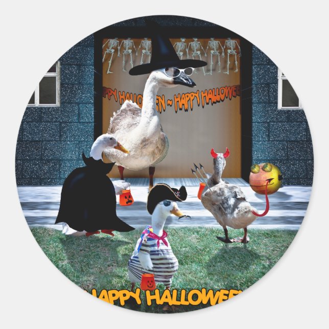 Halloween Trick or Treats Time! Classic Round Sticker (Front)