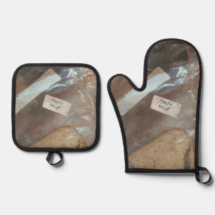 HAM 2018 (slice of bread in bag) Oven Mitt & Pot Holder Set