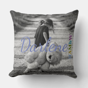 HAMbWG - Coussin - Petite fille trainant Teddy
