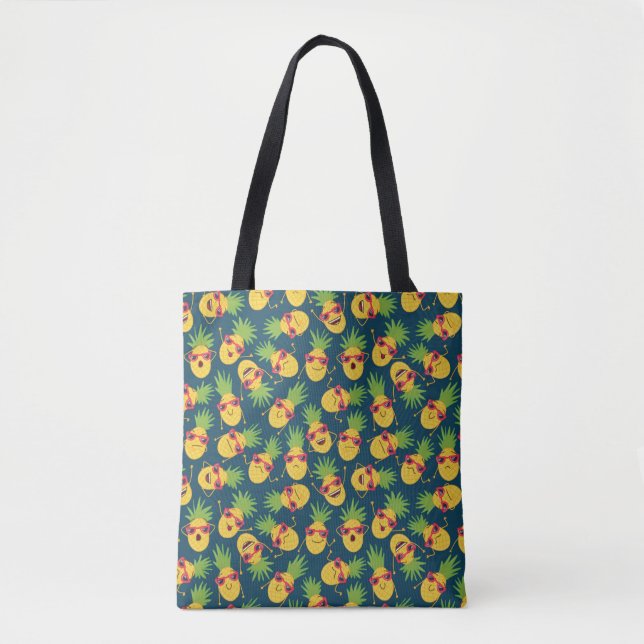 Hand drawn doodle seamless background with hand dr tote bag (Front)