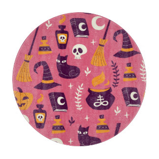 Hand-drawn Halloween, spooky seamless pattern. Cutting Board