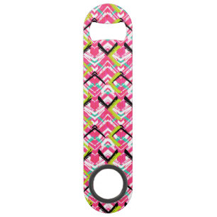 Hand Drawn Pink Zig Zag Pattern Bar Key