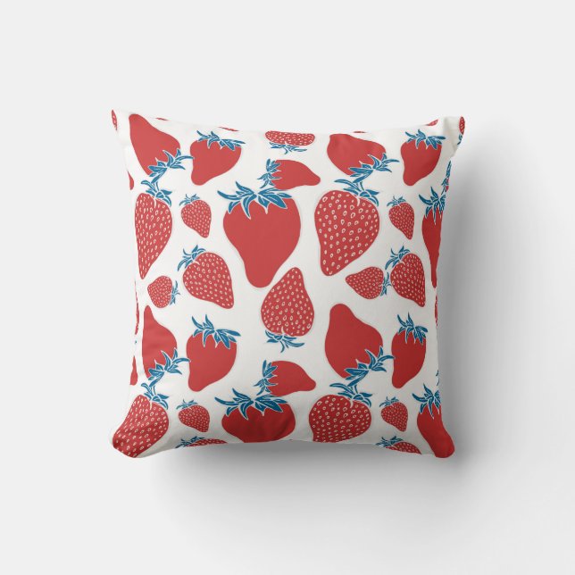 Hand drawn strawberry seamless pattern. background throw pillow (Front)
