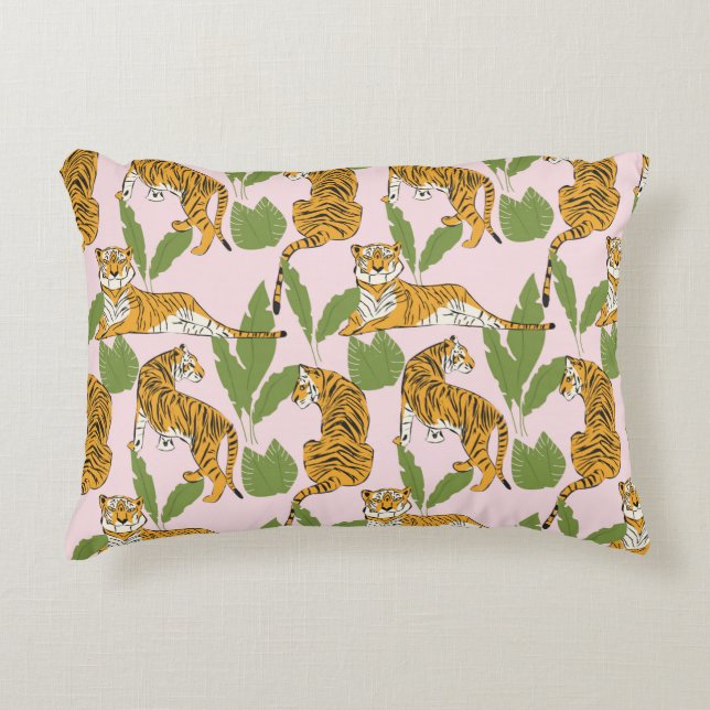 Hand drawn tiger seamless pattern, big cats in dif accent pillow (Front)
