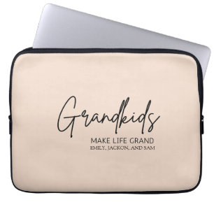 Handwritten Script Grandkids make life Grand  Laptop Sleeve