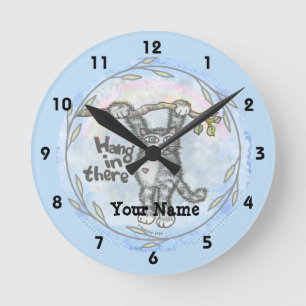 Hang In There Cat nom personnalisé Cat Horloge