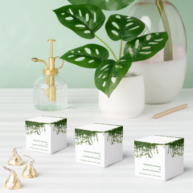 Hanging Ivy Greenery Wedding Favor Box (Multiple)