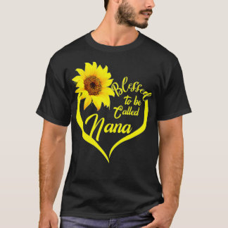 Happiness Is Being A Nana Sunflower Lover Grandma  T-Shirt