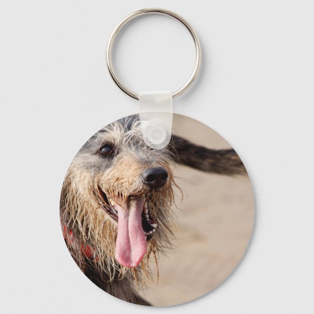 Happy dog on a beach keychain (Front)