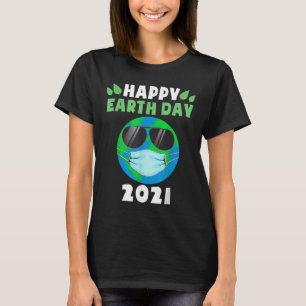 Happy Earth Day 2021 Funny Earth Wearing Mask Kids T-Shirt