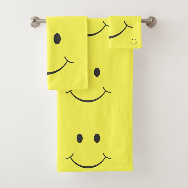 Happy Face Towel Set (Insitu)