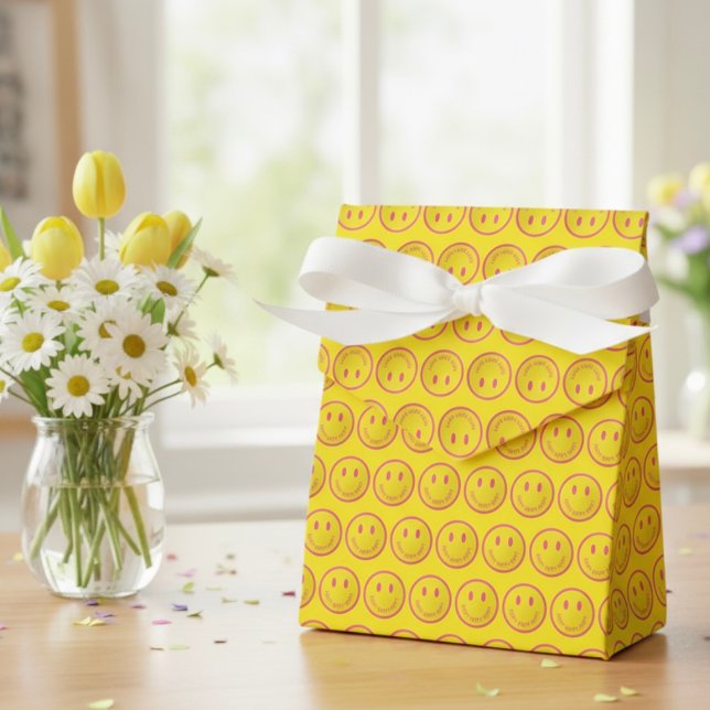 Happy Favor Box (Creator Uploaded)