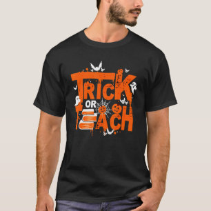Happy Halloween Trick Or Treat Ghost Reading Books T-Shirt