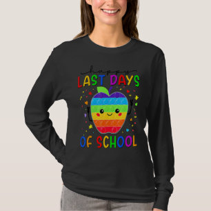 Happy Last Day Of School End Of Year Teacher Stud T-Shirt