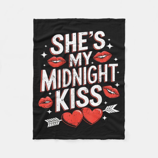 Happy New Year Couples She's My Midnight Kiss Vale Fleece Blanket (Front)