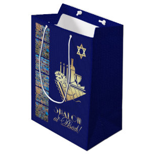 Happy Passover. Seder Table Icon  Medium Gift Bag