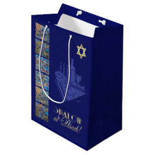 Happy Passover. Seder Table Icons  Medium Gift Bag