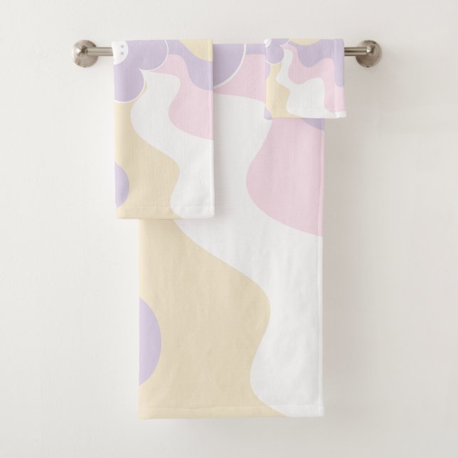 Happy Retro Daisy - Pastel Pink, Yellow and Purple Bath Towel Set (Insitu)