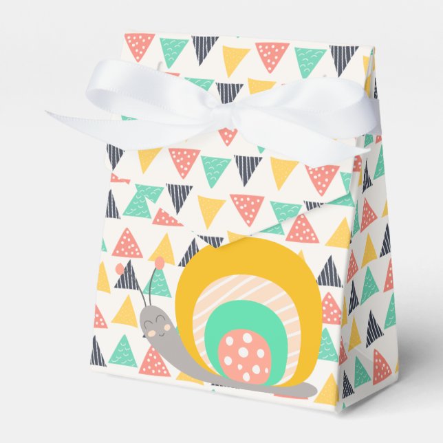 Happy Snail on Triangles Favor Box (Front Side)