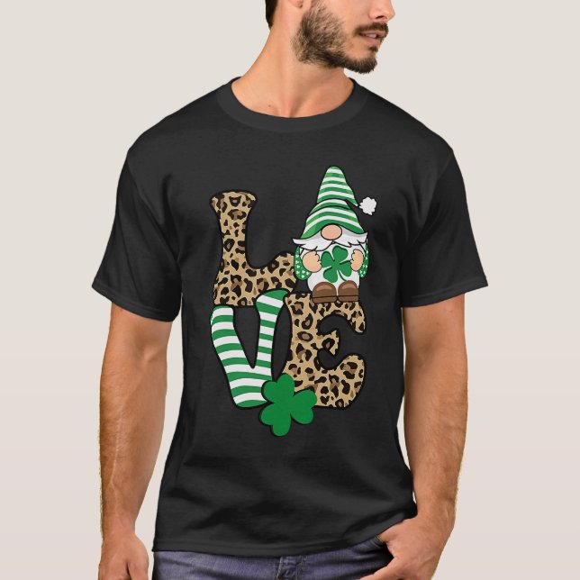Happy St Patricks Day  Gnome Graphic LOVE Leopard  T-Shirt (Front)