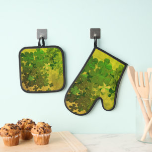 Happy St.Patrick's Day,irish shamrocks  Oven Mitt & Pot Holder Set