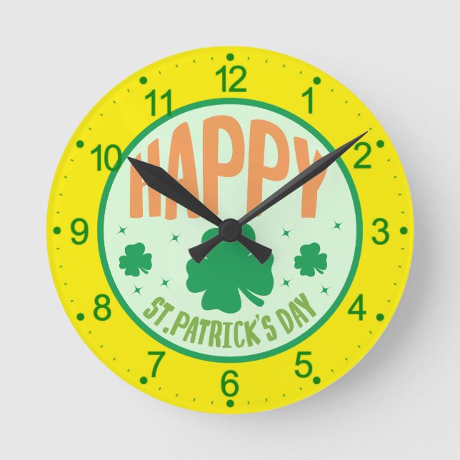 Happy St  Patrick's Day  Round Clock (Front)