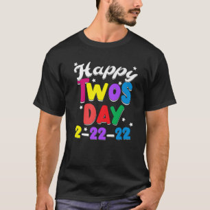 Happy Twosday 2022 Cute Leopard Rainbow February 2 T-Shirt