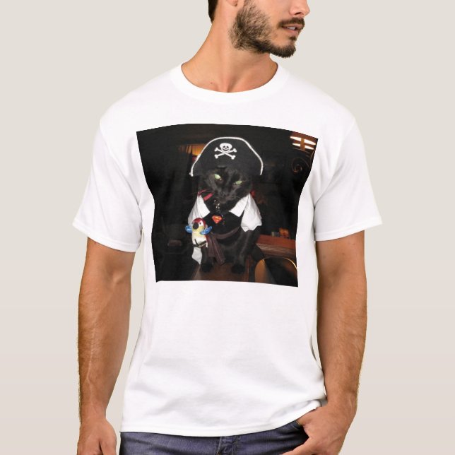 Harley the pirate cat T-Shirt (Front)