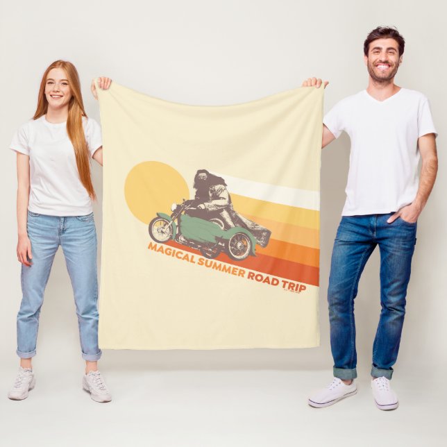 HARRY POTTER™ | Hagrid Magical Summer Road Trip Fleece Blanket (In Situ)