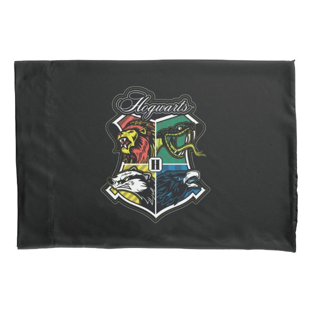 HARRY POTTER™ | HOGWARTS™ Athletic Badge Pillowcase (Front)