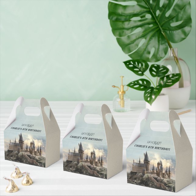 Harry Potter | Hogwarts Castle Birthday Favor Box (Multiple)