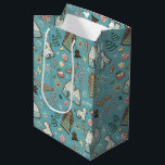 HARRY POTTER™ HOGWARTS™ Christmas Cookie Pattern Medium Gift Bag<br><div class="desc">Bring the magic of HOGWARTS™ home this Christmas! Cozy up with this Christmas cookie pattern on a fleece blanket,  or wrap your gifts on our custom wrapping paper! Shop this design on more custom Zazzle products for the perfect gift.</div>