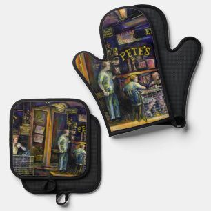 Haunted by the Amorphous Shape of Shadows  Oven Mitt & Pot Holder Set