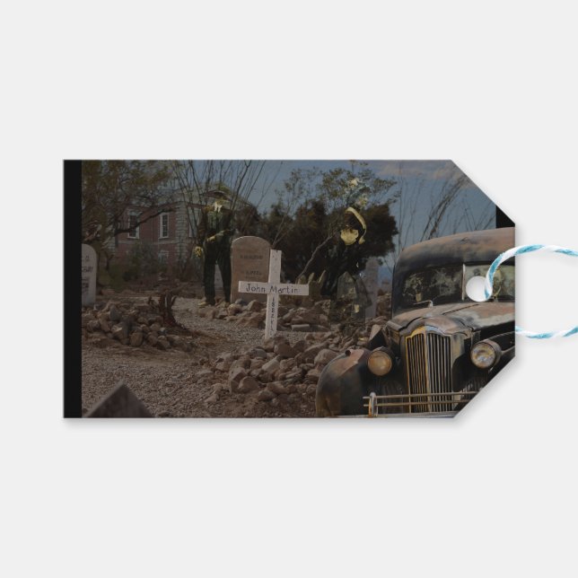 Haunted Graveyard in Tombstone Gift Tags (Front (Horizontal))