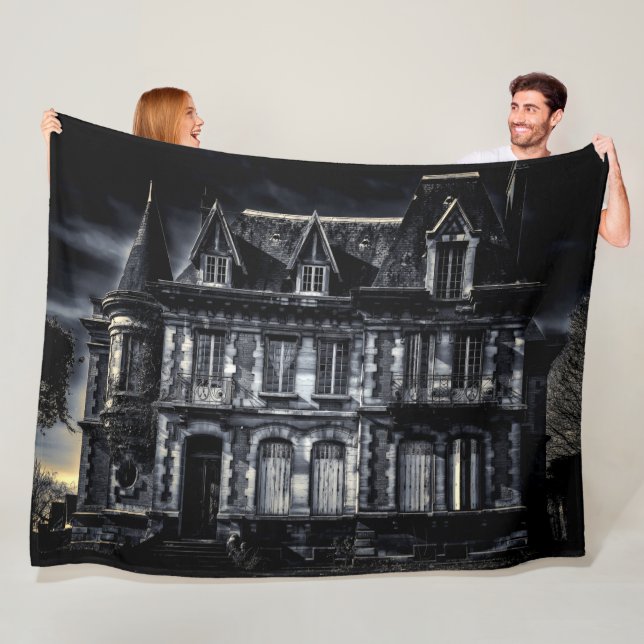 HAUNTED HOUSE FLEECE BLANKET (In Situ)